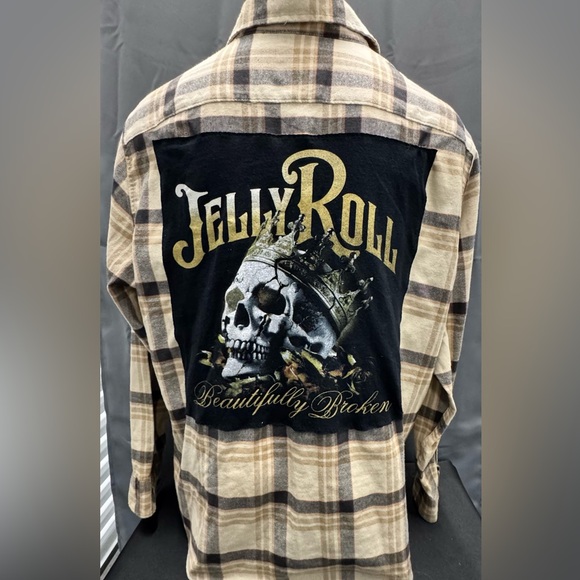 Jelly Roll “Beautifully Broken” Skull Graphic Flannel Shirt – 2XL - Picture 1 of 3